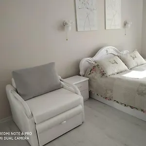 Deluxe Vesela 5 Lviv